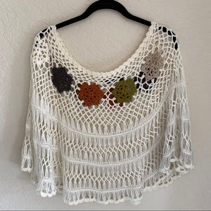 unique cream crochet poncho w/ colored flowers